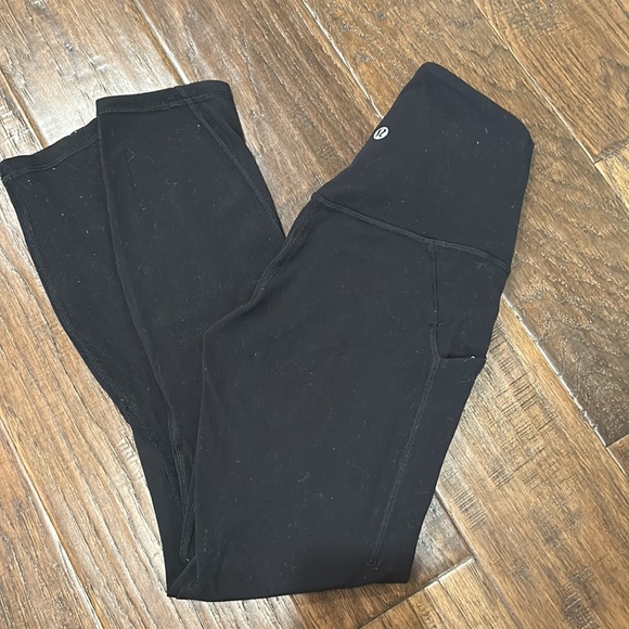Lululemon align with pockets - Picture 4 of 6
